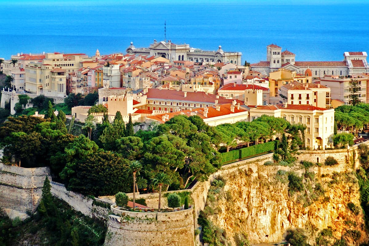 Fyrstepalasset i den gamle bydelen Monaco-Ville