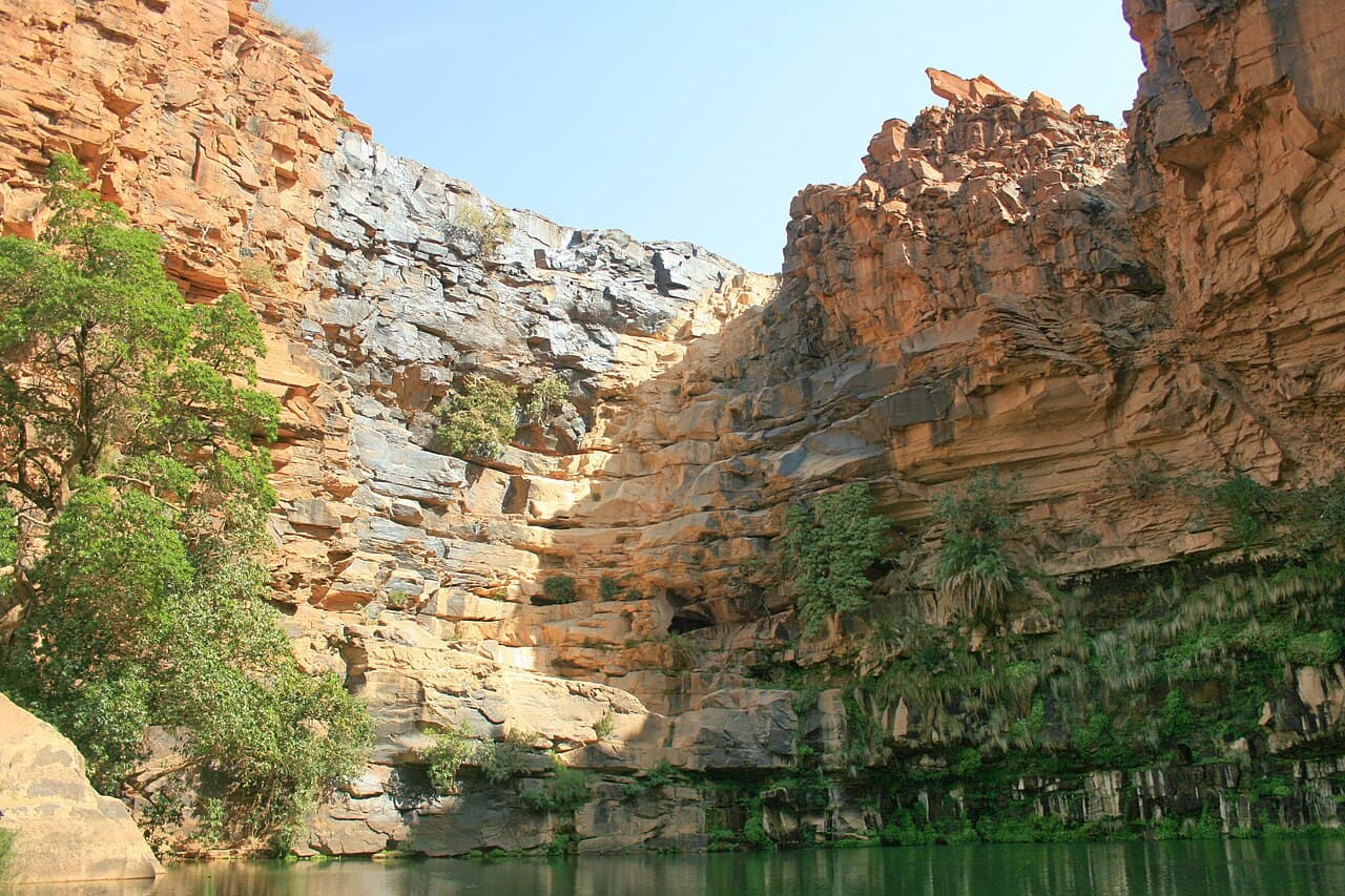 Vannhullet Guelta d'Archei i Ennedi-massivet