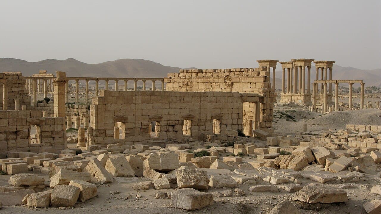 Søylerekkene i ruinbyen Palmyra