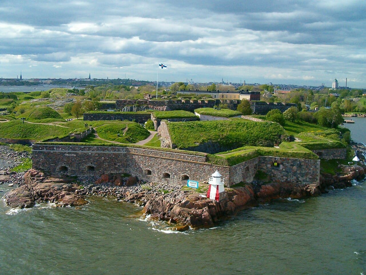 Festningsverkene på øygruppen Suomenlinna utenfor Helsingfors